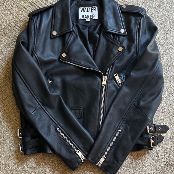 Walter Baker - Picture 8 of 8